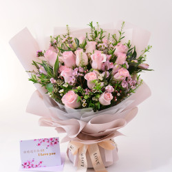 18 朵「青春畢業季」花束 — 玫瑰、小百合、蠟梅與滿天星的完美告別