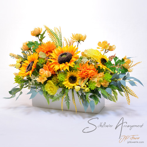 The simulated sunflower pot decoration is lifelike and absolutely eye-catching! SF441